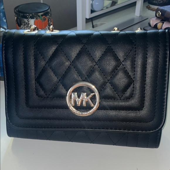 Michael Kors Black Quilted Crossbody Bag - Picture 1 of 4